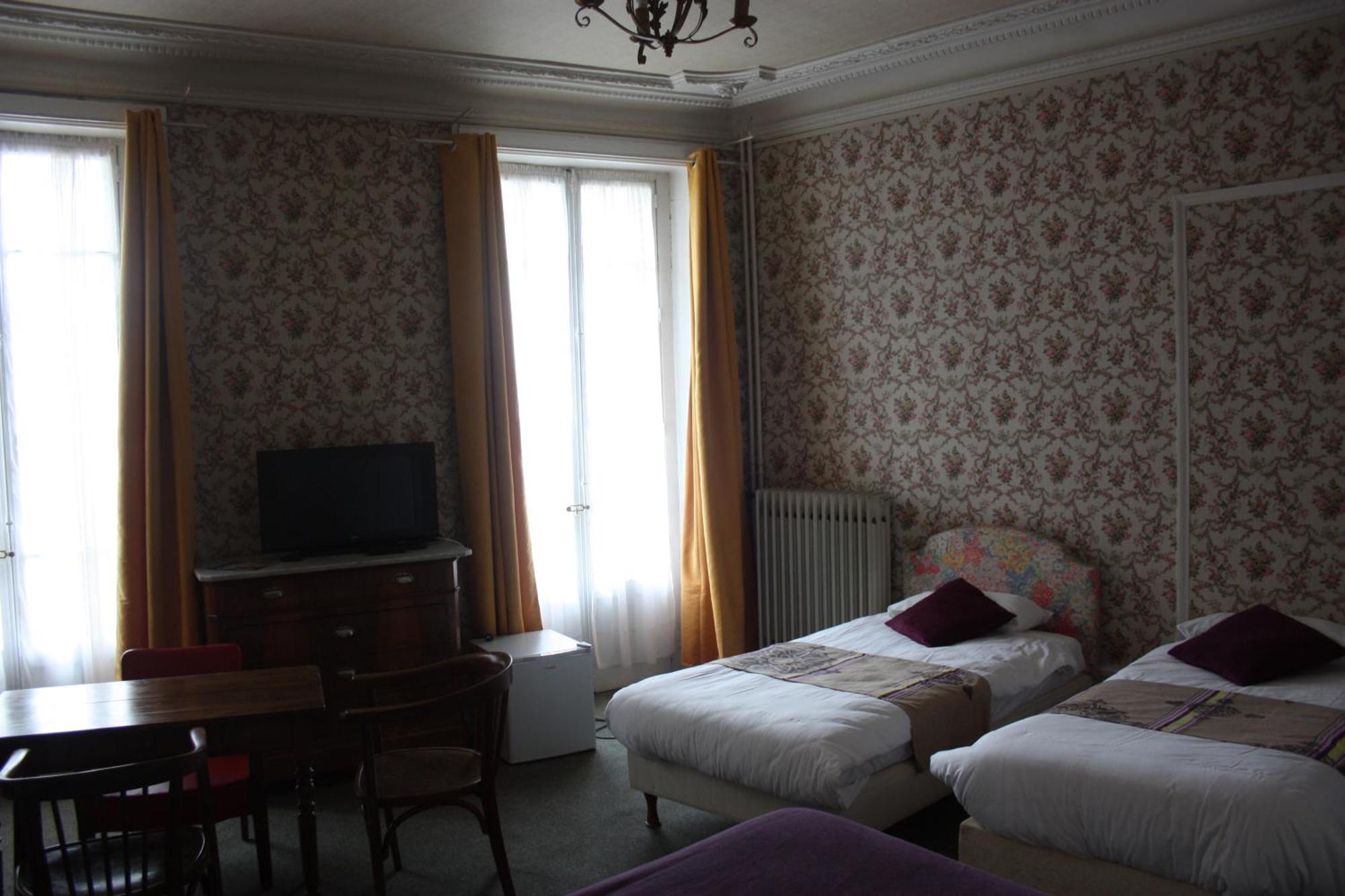 Hotel Savoy Aix-les-Bains Buitenkant foto